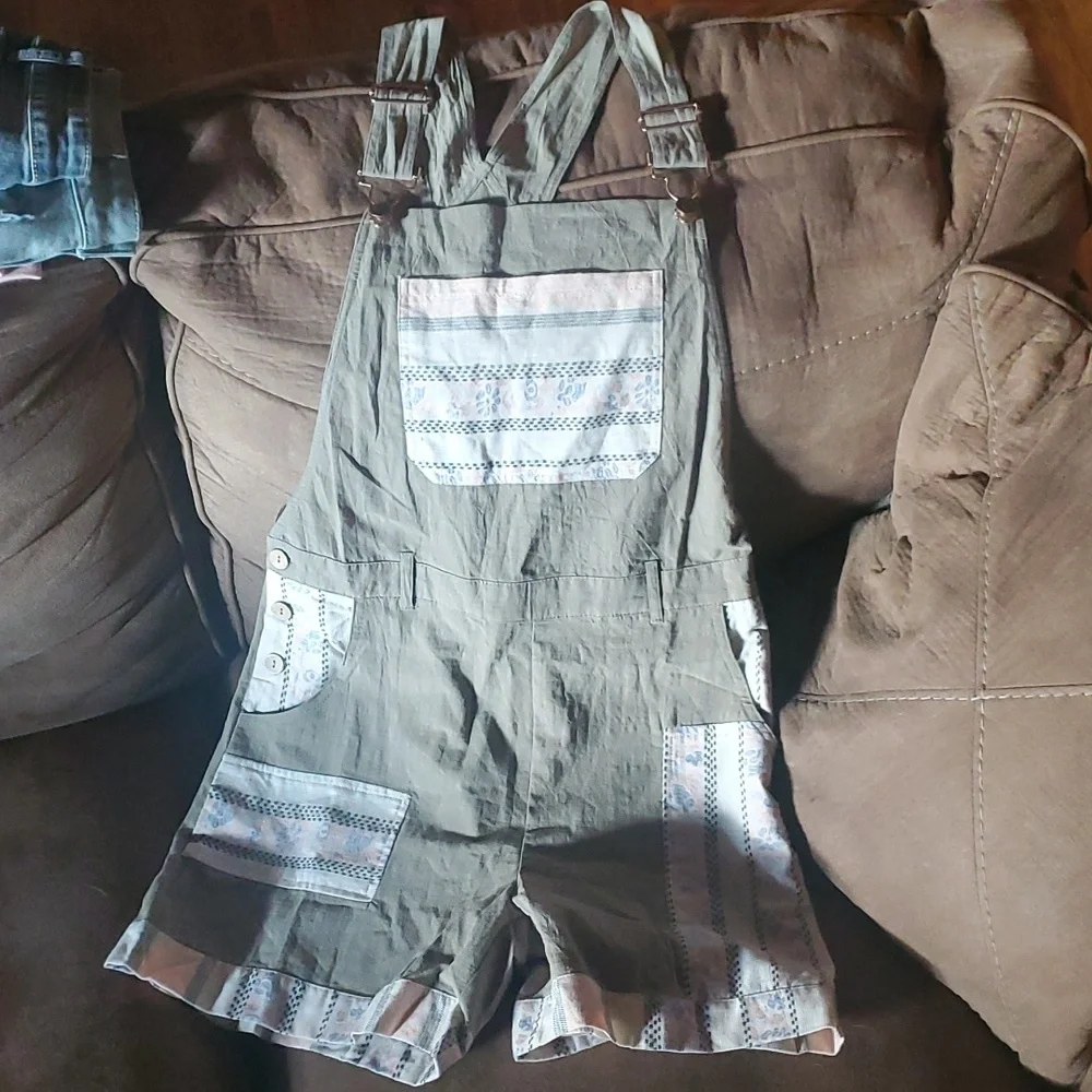 Overalls - Picture 1 of 3